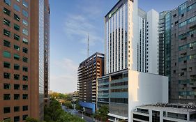 Holiday Inn Express Melbourne Southbank By Ihg